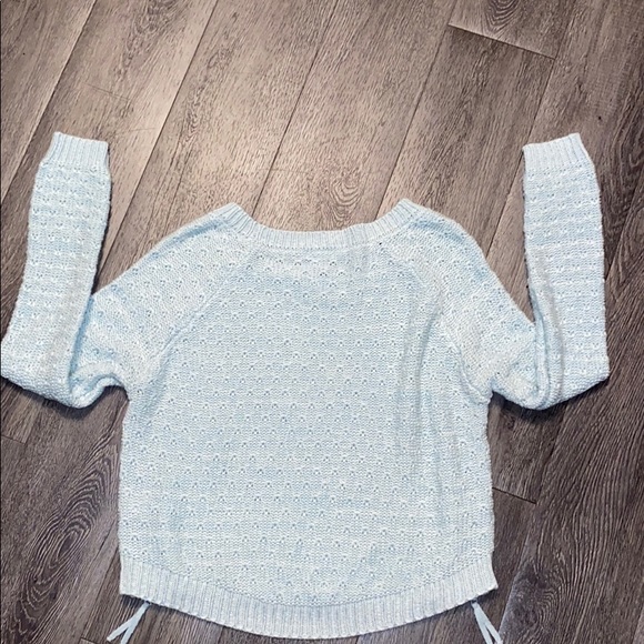 Soft Mint Green Sweater - Picture 4 of 4